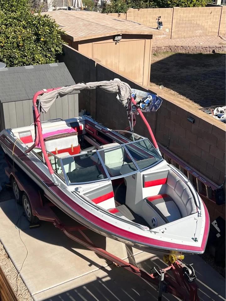 1990 Four Winns Horizon 200