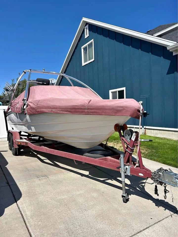 1997 Chaparrel Signature Series 2310