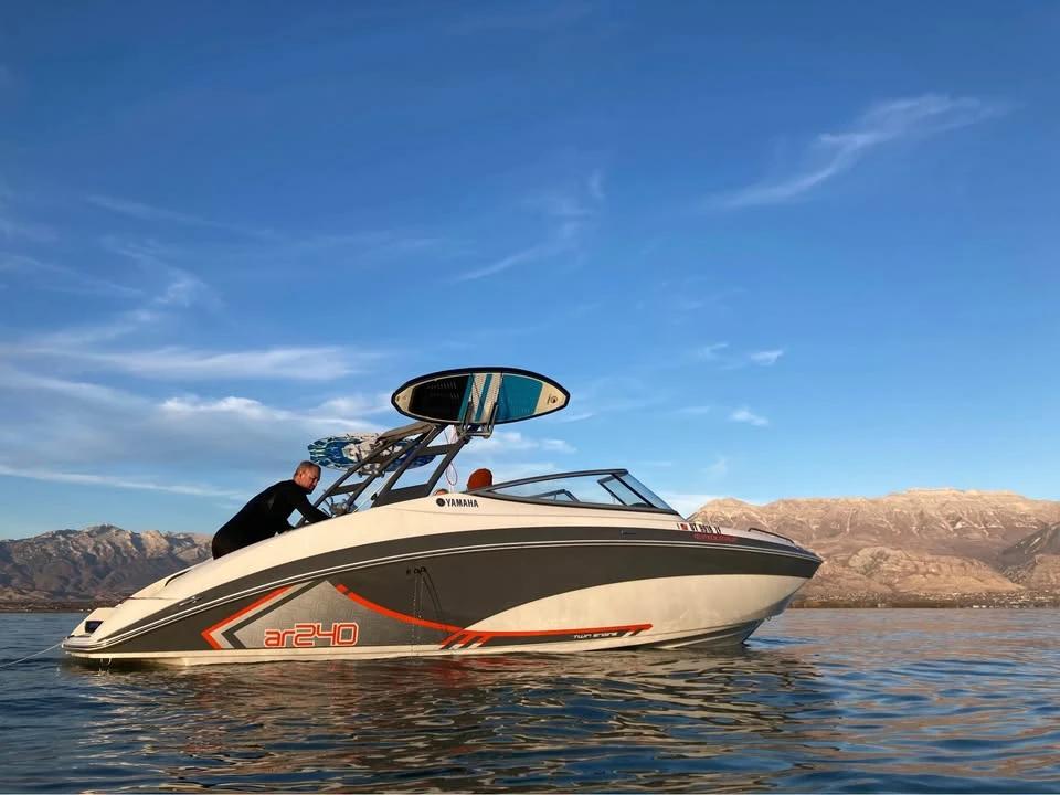 2015 Yamaha AR240