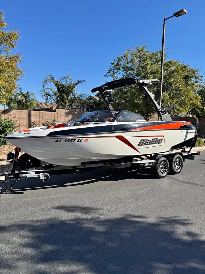 2021 Malibu Wakesetter 22 LSV