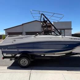 2017 Bayliner VR5