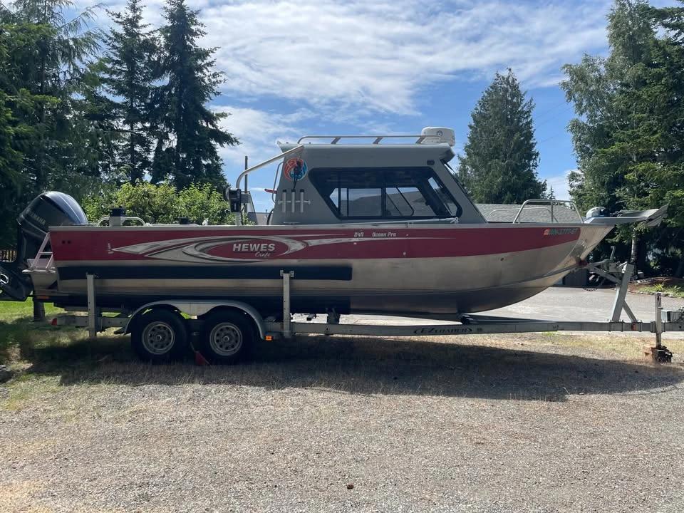 2019 Hewescraft 240 Ocean Pro