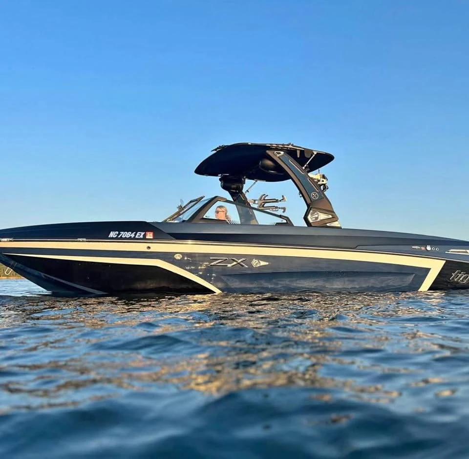 2022 Tige 25 zx
