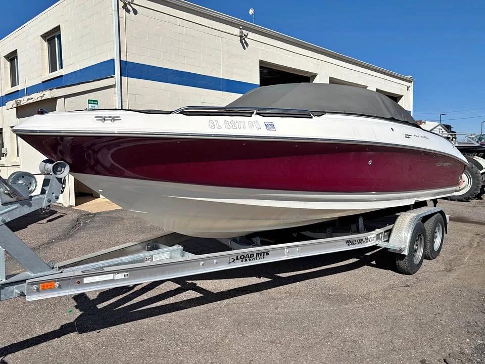2002 Monterey Montura 218 LS