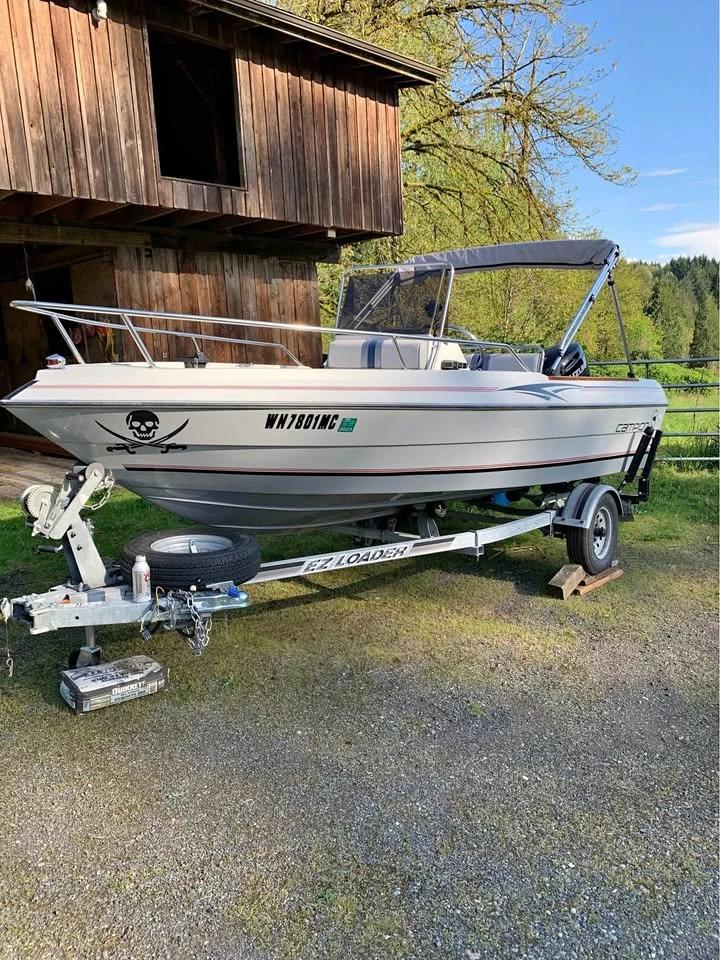 1991 Campion Explorer 165 Explorer 165