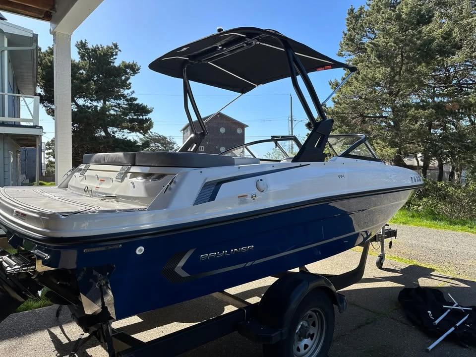 2022 Bayliver vr 4 i/o