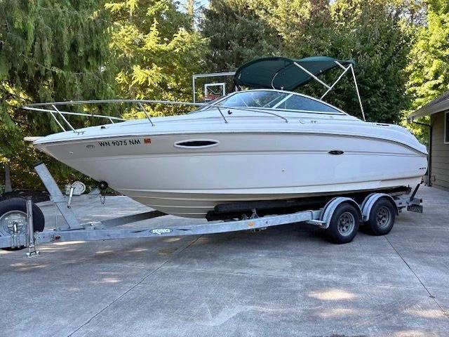 2003 Sea Ray 225 Weekender