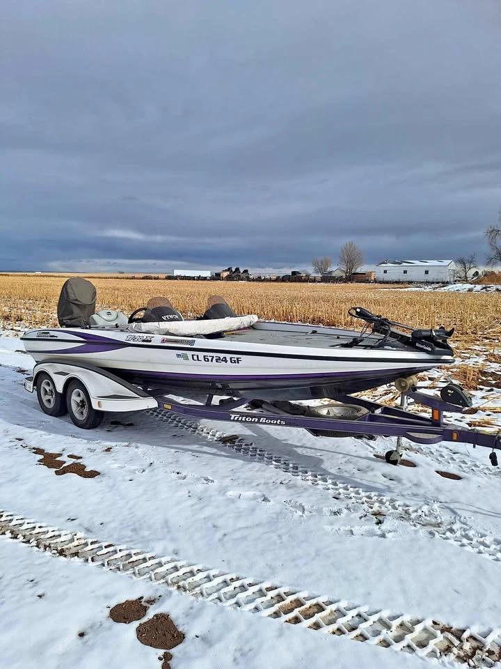 2005 Triton TRX20