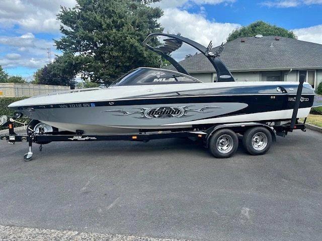 2004 Malibu wakesetter 23lsv