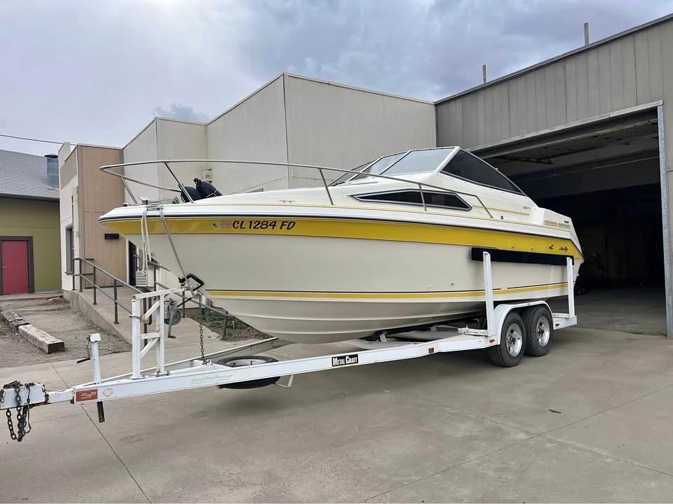 1991 Sea Ray 220 DA Sundancer