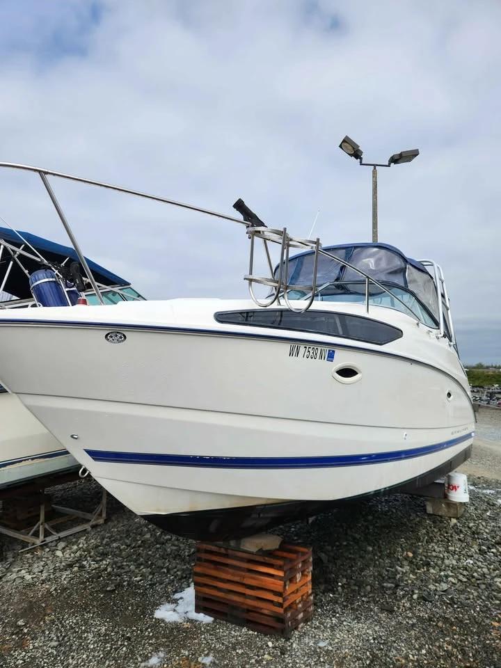 2006 Bayliner 265 Express Cruiser 265 SB/SD