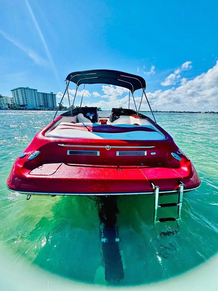 2005 Crownline 225 BR