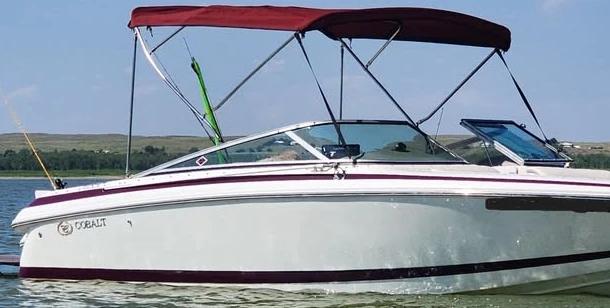 1999 Cobalt 226