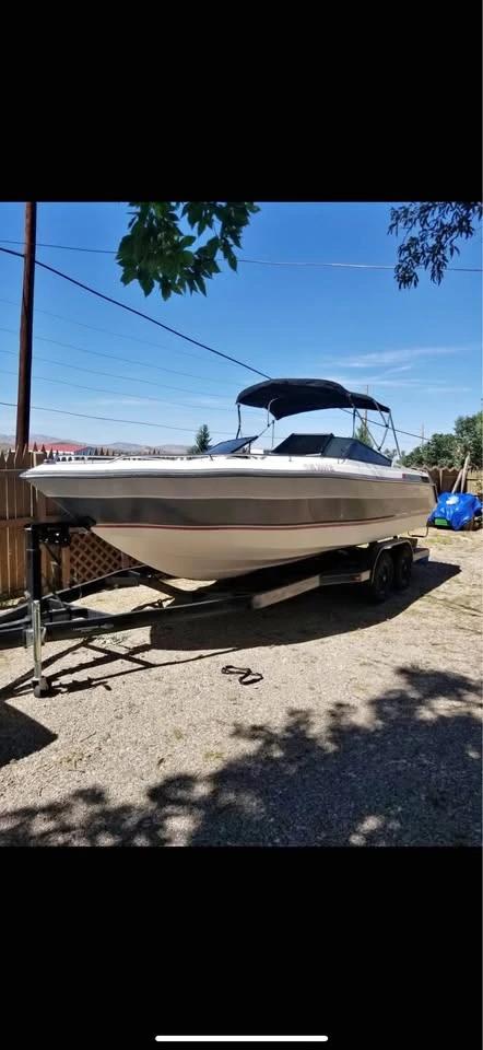 1988 Chaparral 2300SX