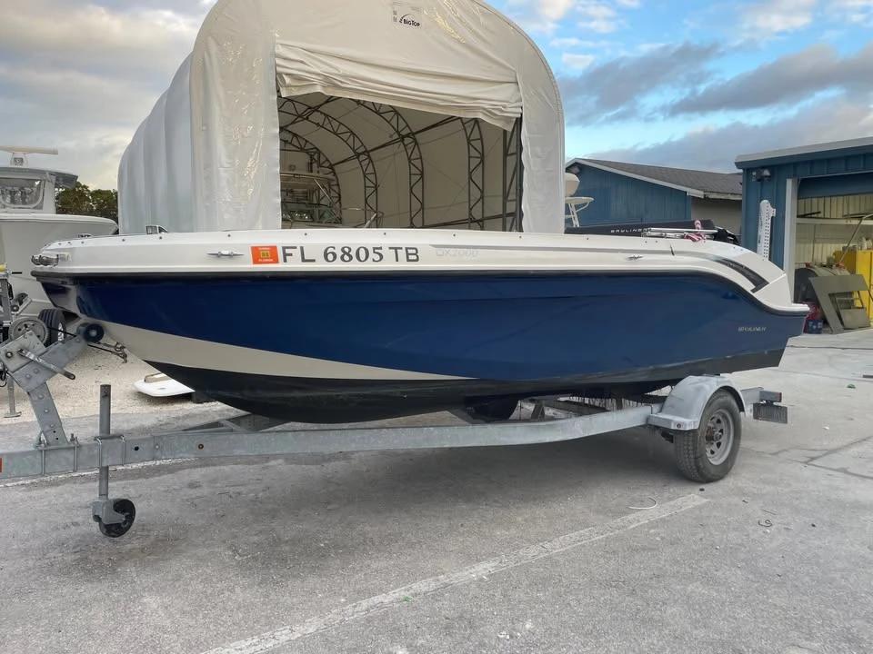 2021 Bayliner DX2000