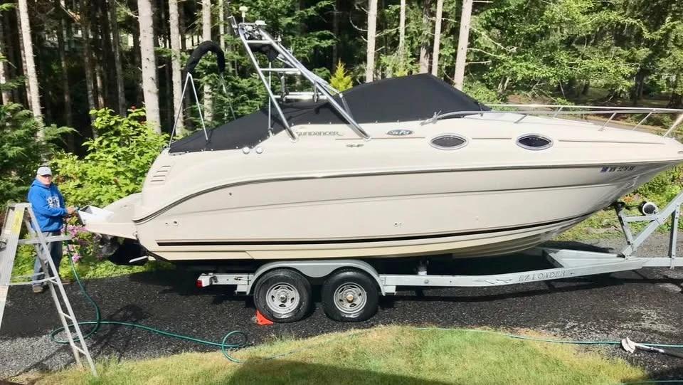 2004 SeaRay sundancer 240 Sundancer