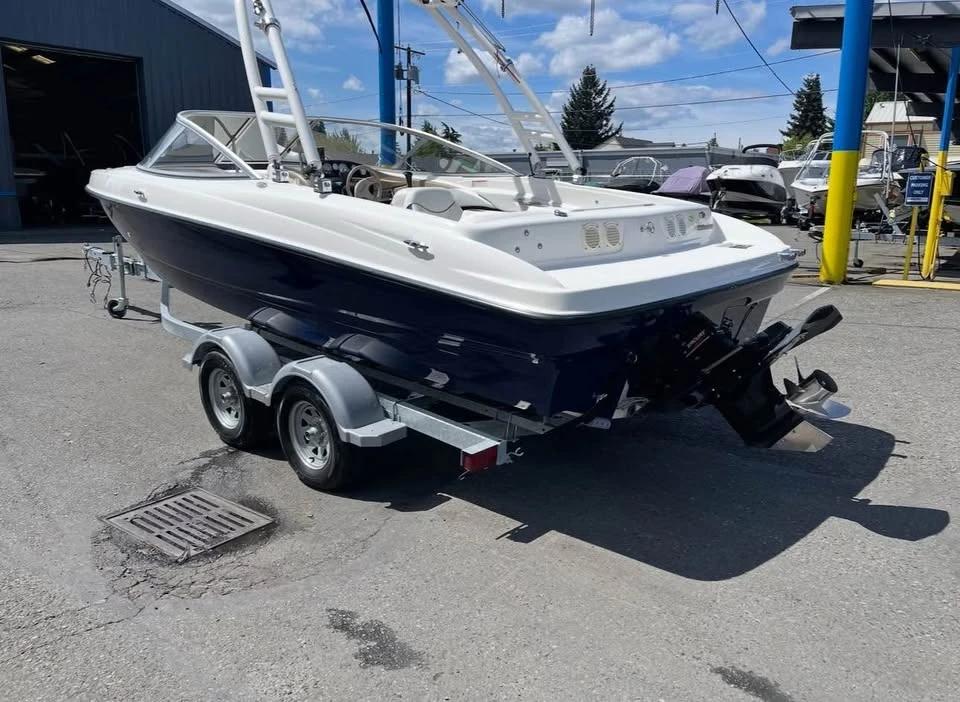 2003 Bayliner 205 205 Bowrider