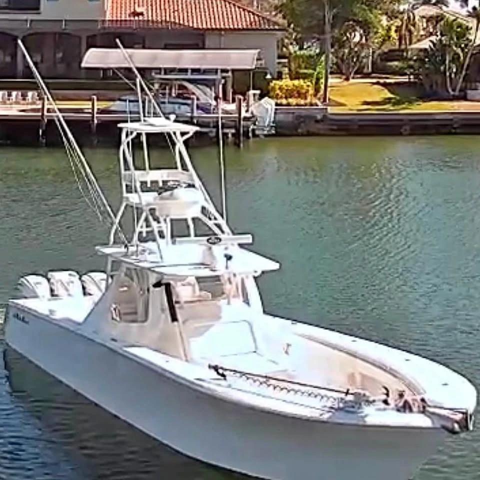 2017 SeaHunter 41 Center Console (Full Tower)