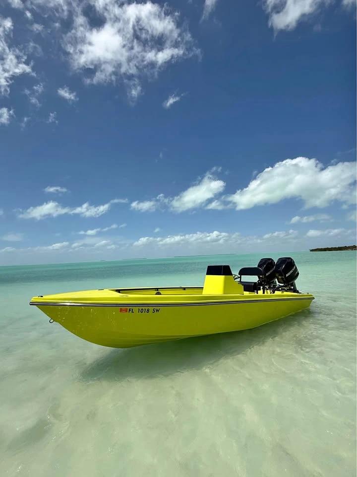 2019 Show Boat 22’ Twins (High Performance)