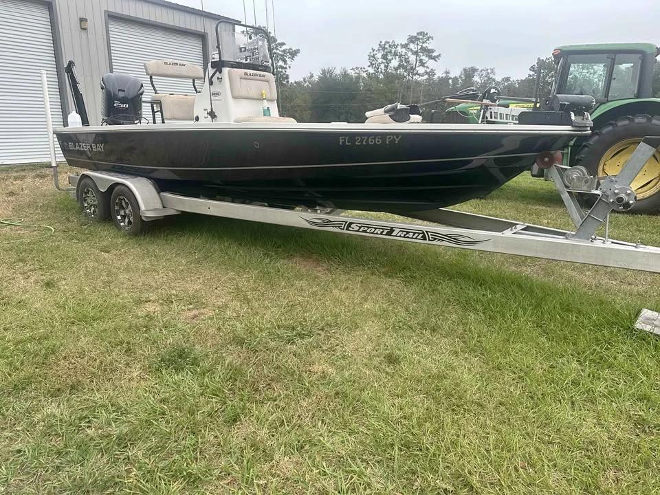 2015 Blazer Bay 2200 o 2400 Professional/Bay