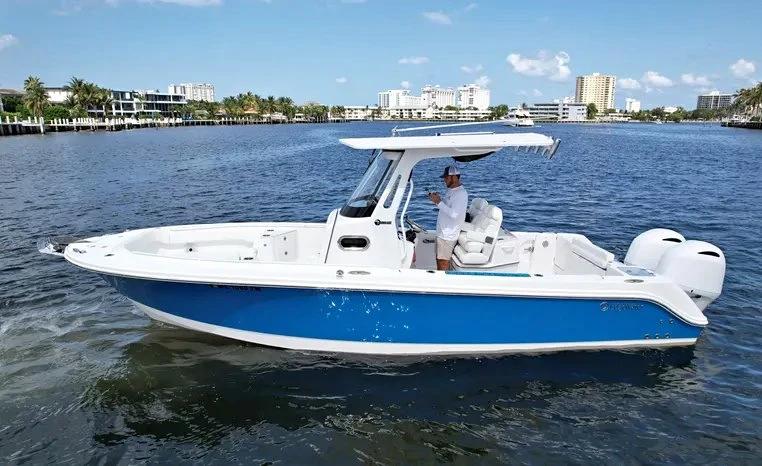 2023 EdgeWater 262CC (Center Console)