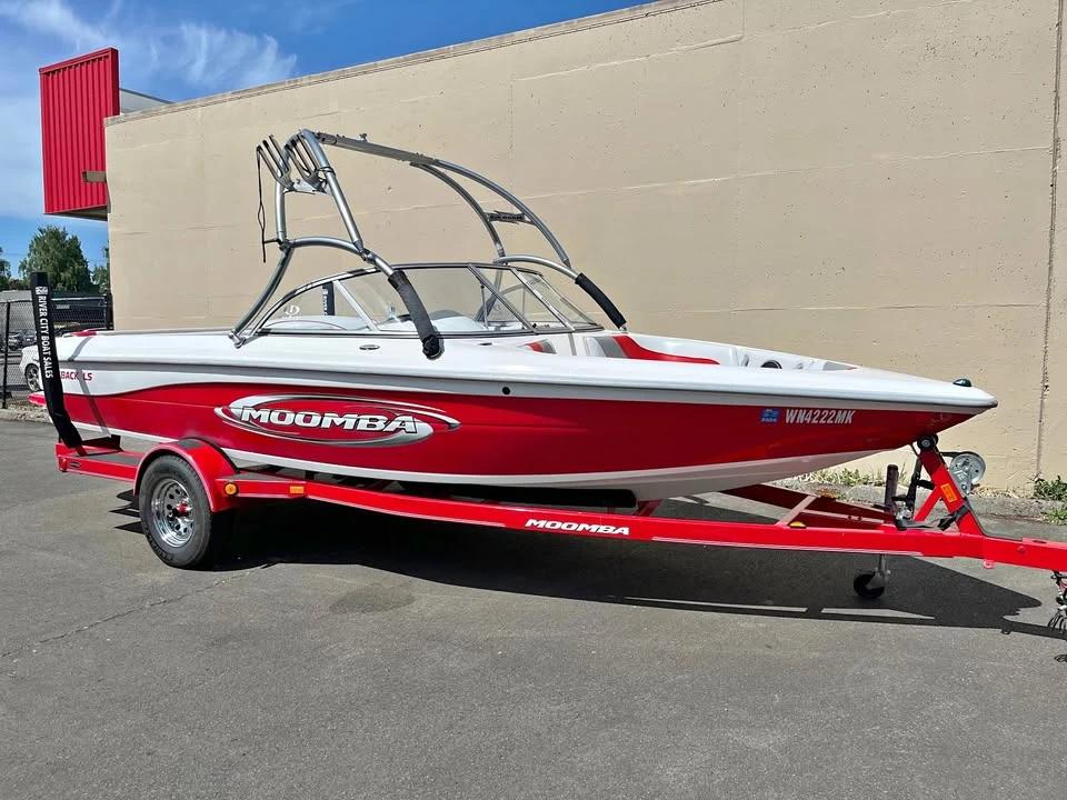 2003 Moomba outback ls