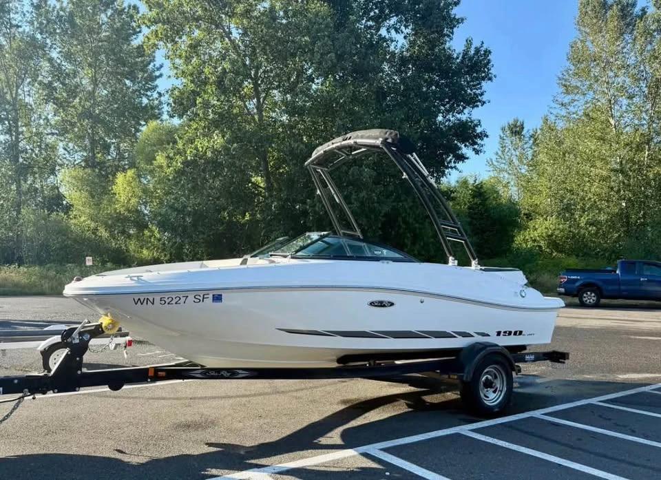 2015 Sea Ray SPX 190