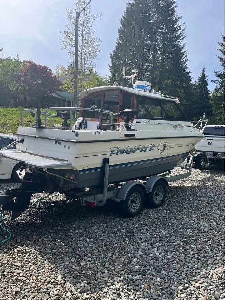 1991 2159 Bayliner Trophy PilotHouse 2159 Trophy Pilothouse