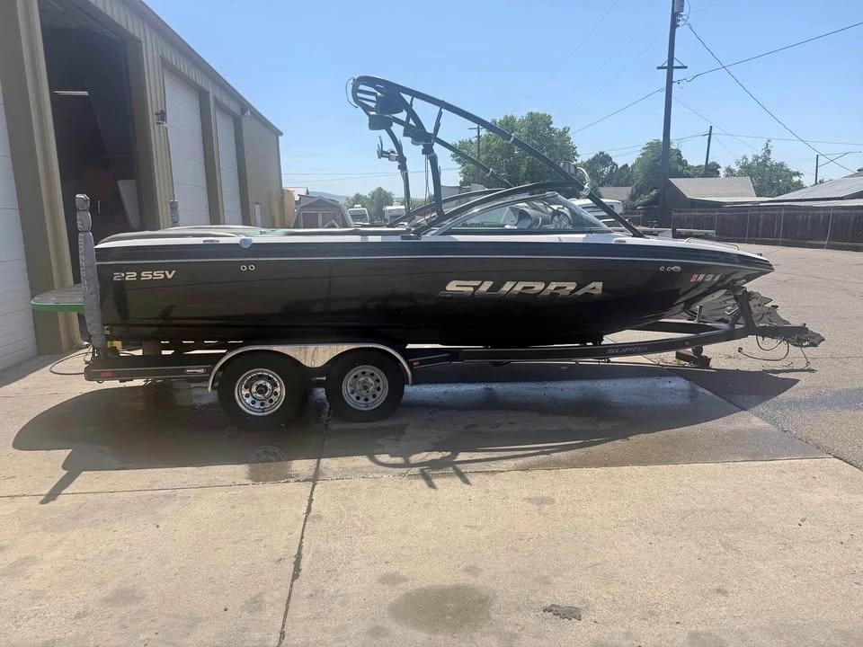 2007 Supra Launch SSV 22’ Boat Supra Launch 22 SSV