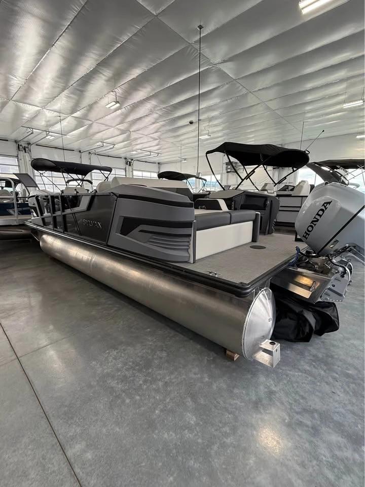 2026 Sylvan r-22 pontoon