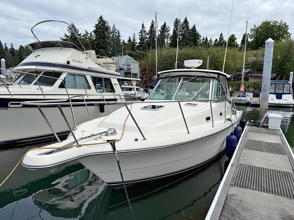 2003 Pursuit 3000 offshore express 3000 Express
