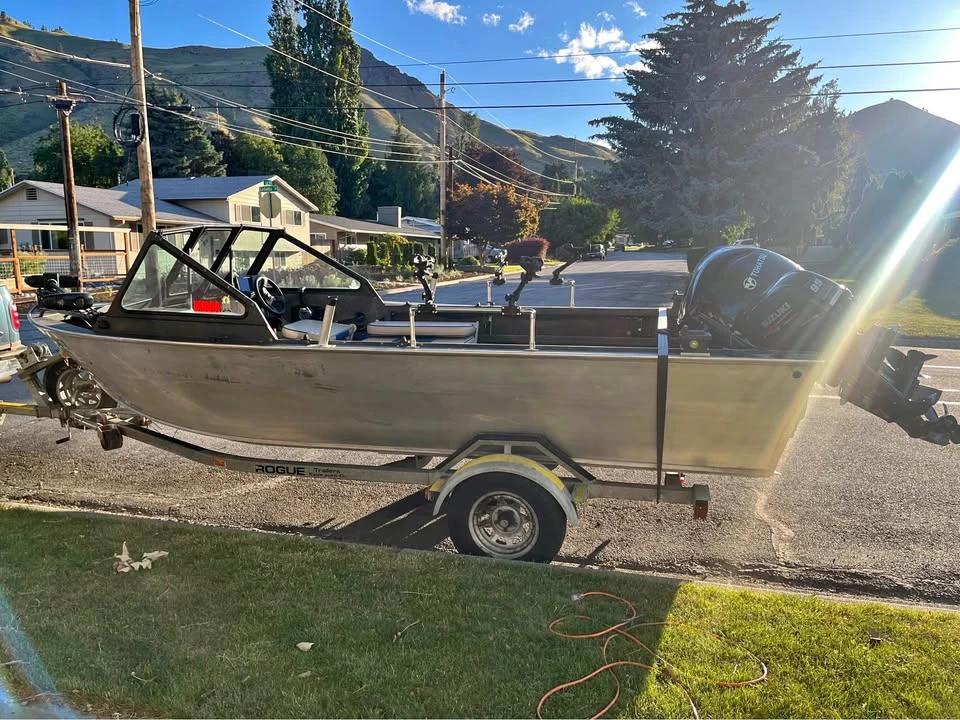 1996 ALUMAWELD intruder 18' Intruder 18