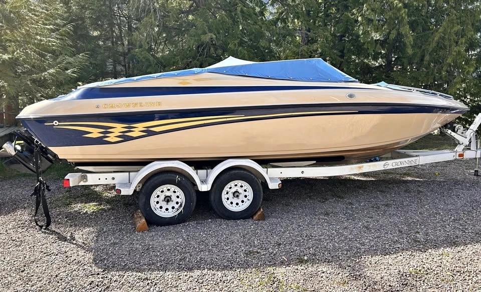 2000 Crownline 225BR 225BR