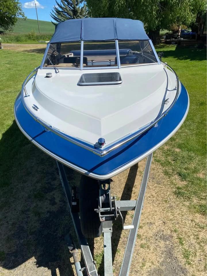 1990 Sun Runner Classic 320 Classic