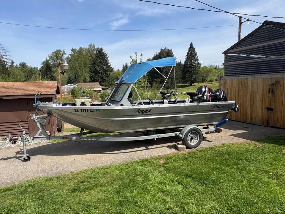 1996 Weldcraft Angler SE