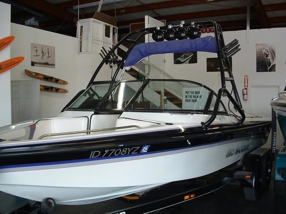 1996 Sanger 210v