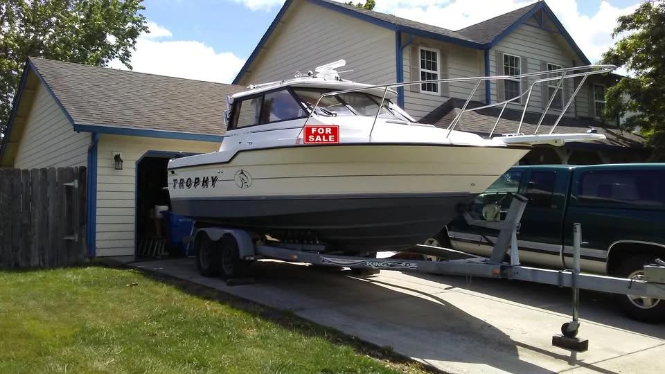 1992 Bayliner 2359 trophy Trophy 2359 Offshore