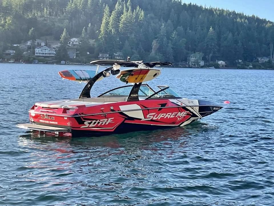 2014 Supreme S21