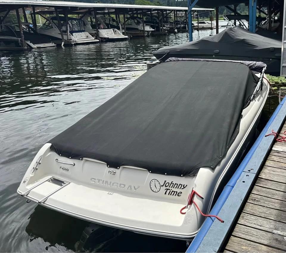 2007 220 LX Stingray open bow 220LX