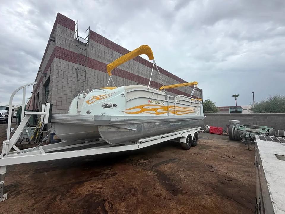 2006 JC Tritoon TriToon 226