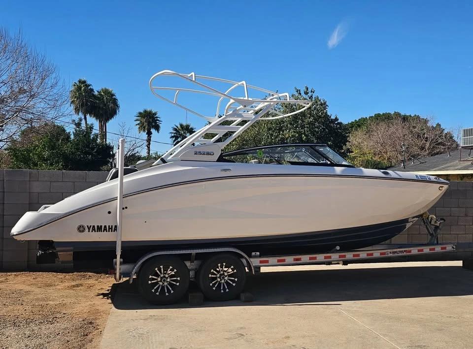 2023 YAMAHA 252sd