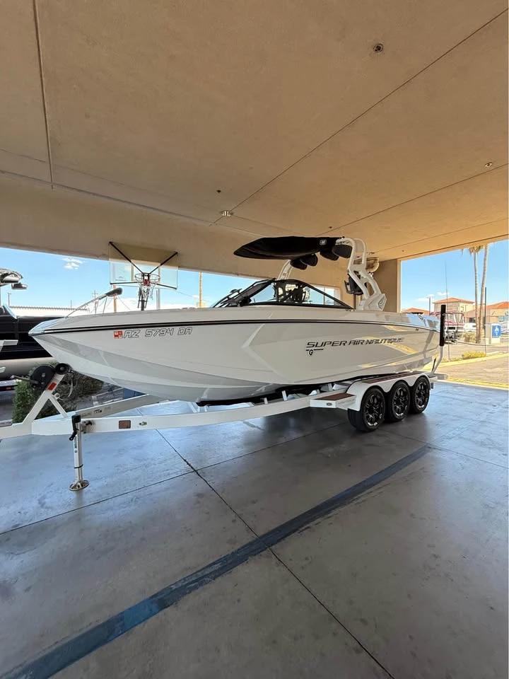 2018 Nautique g25