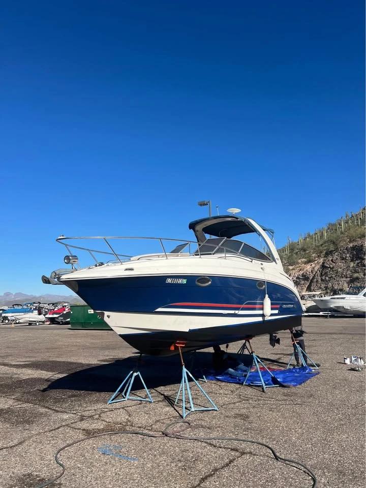 2008 Chaparral 270 Cabin Cruiser