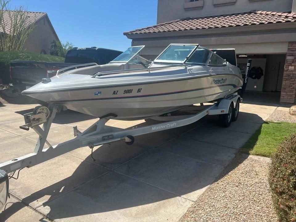 1995 Mastercraft 225vrs