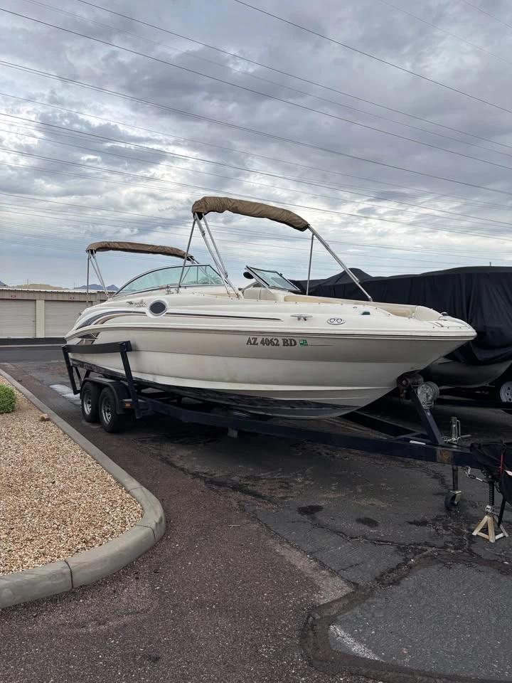 2001 Sea Ray 240 sundeck