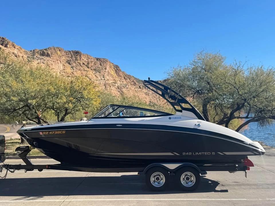 2015 Yamaha ar 242 limited s 242 Limited S