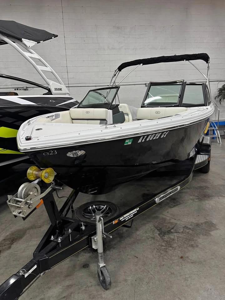 2019 Cobalt 23cs