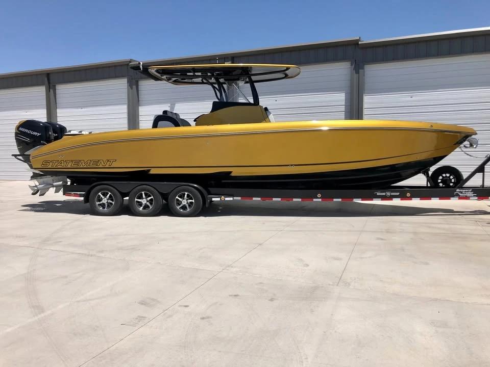 2016 Statement 350 center console