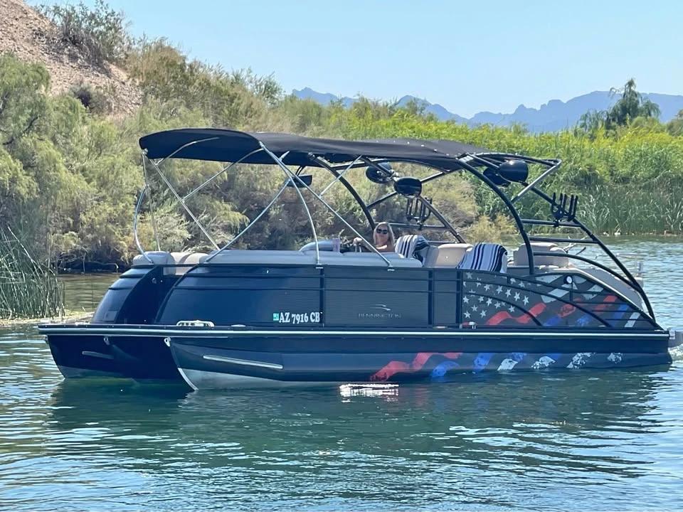 2016 Bennington 2575QCW SPORT TOWER Bennington Q Series 2575 QCW Sport Tower