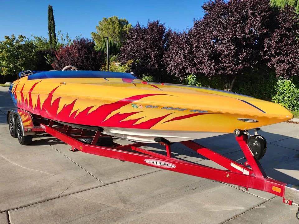 2005 Lightning Custom Boats 25XS